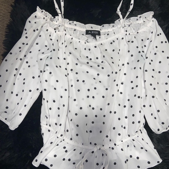 Polka Dot off the shoulder blouse - Picture 3 of 3